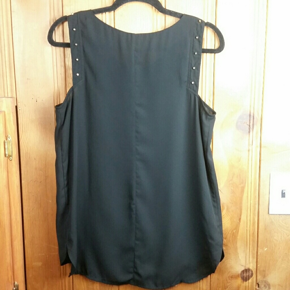 Love Riche Tank Top - Picture 3 of 5